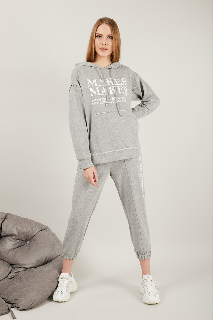 Twenty3 Kadın Kanguru Cepli Kapüşonlu Baskılı Paçası Lastikli Dikiş Detaylı Cepli Eşofman Takımı