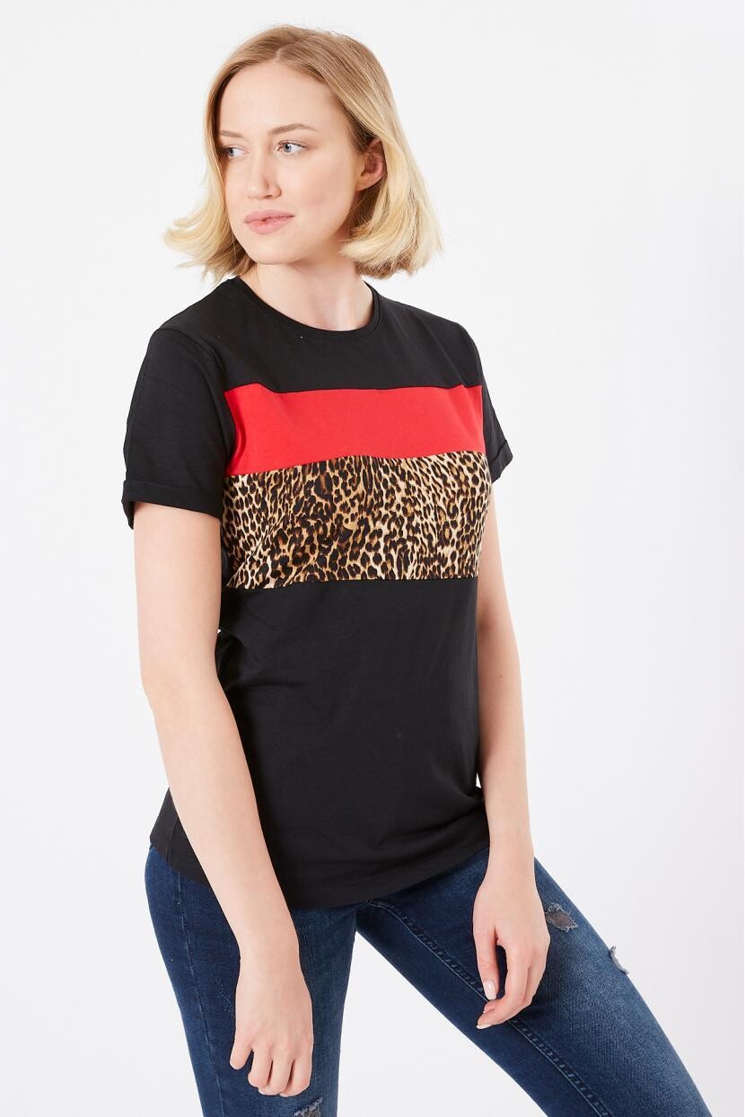 Twenty3 Kadın Önü Parçalı ve Baskılı Basic T-shirt 