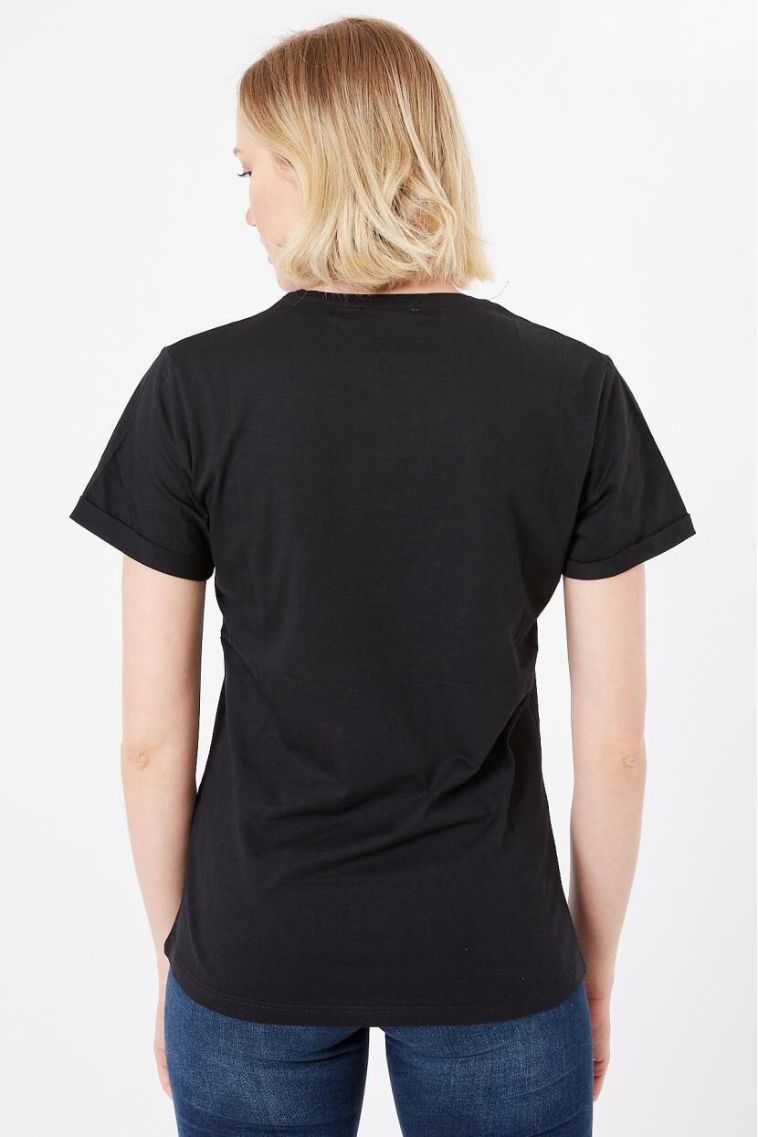 Twenty3 Kadın Önü Parçalı ve Baskılı Basic T-shirt 