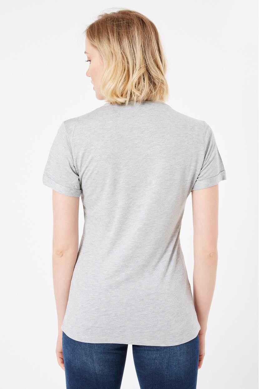 Twenty3 Kadın Önü Parçalı ve Baskılı Basic T-shirt 