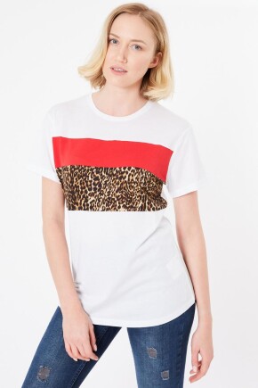 Twenty3 Kadın Önü Parçalı ve Baskılı Basic T-shirt 